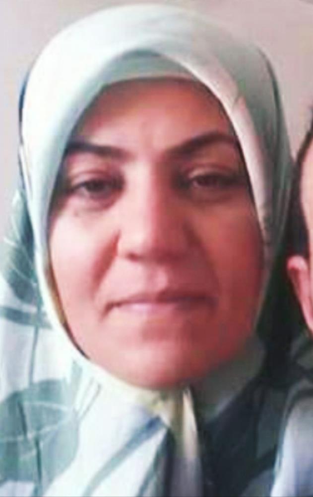 Mühendis koca 2 çocuk annesi karısını boğazından bıçaklayarak öldürdü