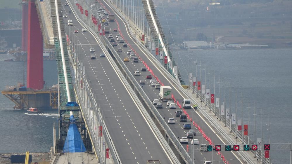 Vatandaşlar 1915 Çanakkale Köprüsü’ne akın etti: Köprü bizi çok onurlandırdı