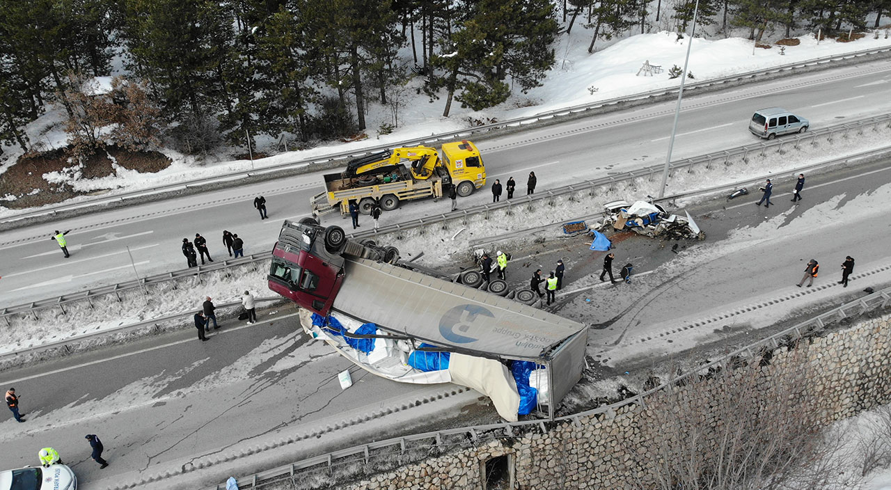 Asker ocağına teslim olmaya giderken hayatını kaybetti