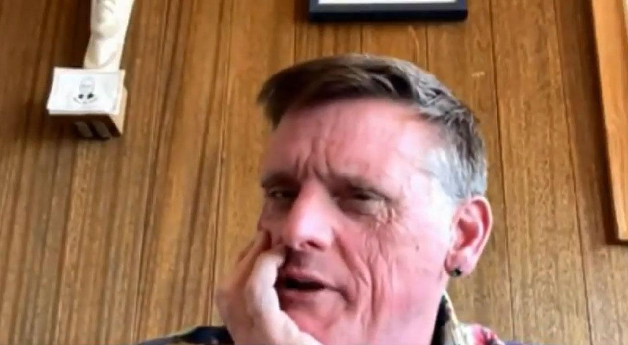 Aynı anda hem Covid-19’a hem maymun çiçeği hastalığına yakalandı