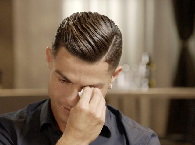 Cristiano Ronaldo: Küçükken parasızlıktan hamburger artıklarını yiyiyordum Cristiano Ronaldo: Küçükken parasızlıktan hamburger artıklarını yiyiyordum