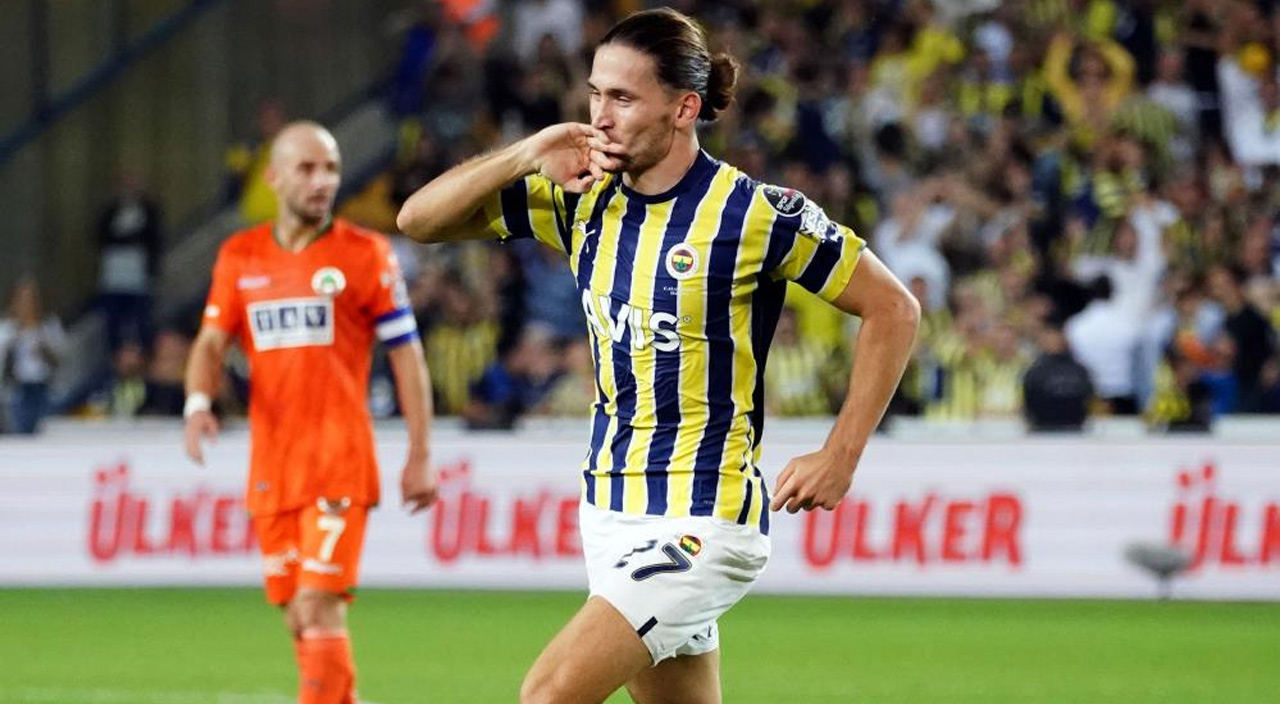 Süper Fener! Kadıköy'de Alanyaspor'a 5 gol! Jorge Jesus gururla sunar Süper Fener! Kadıköy'de Alanyaspor'a 5 gol! Jorge Jesus gururla sunar