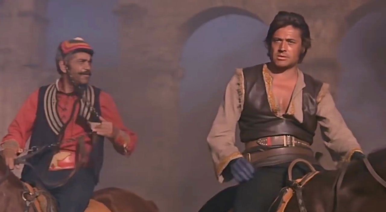 Cüneyt Arkın hayatını kaybetti