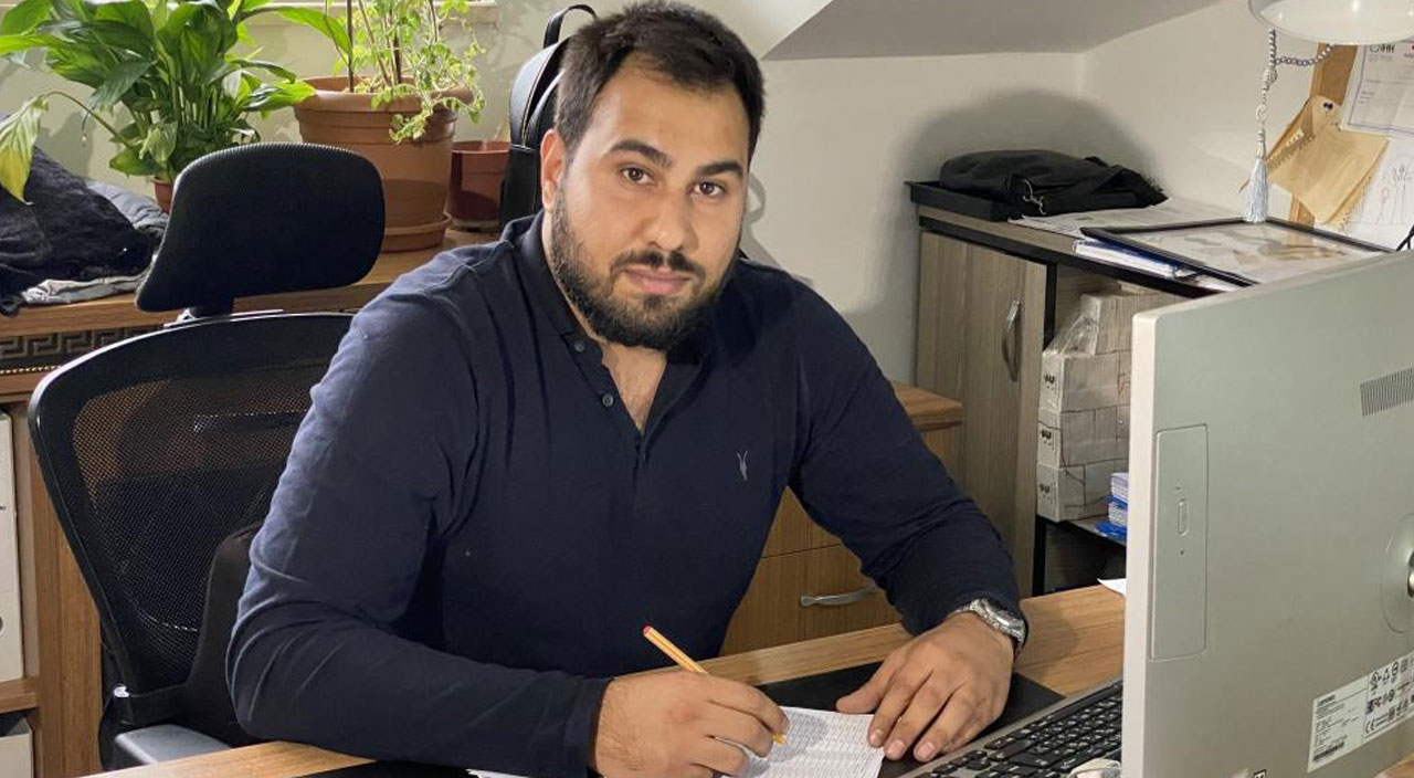 Temizlik işçisi yolda bulduğu para dolu çantayı sahibine teslim etti