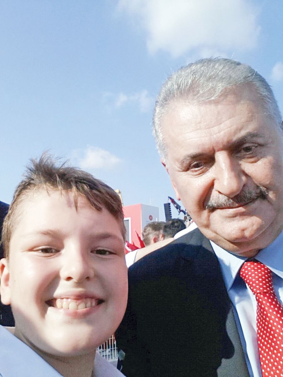 Devletin zirvesi 14'lük yakup'u çok sevdi