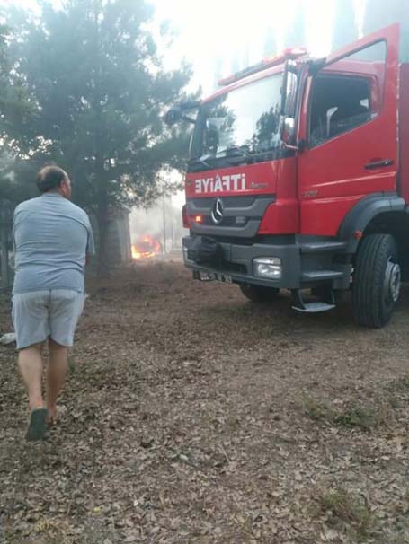 Mezarlığa giden gelin ve damat hayatının şokunu yaşadı