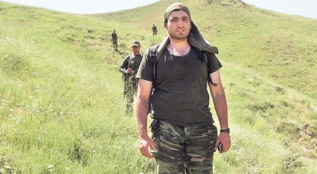 Cumhurbaşkanı Erdoğan'ın damadı Selçuk Bayraktar askerin gözcüsü çıktı