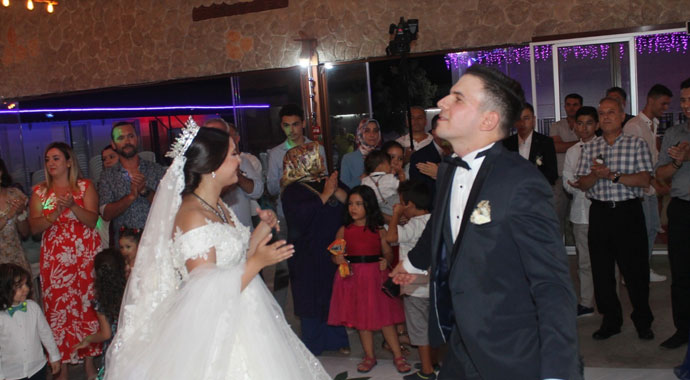 Fransız damat Müslüman olup Adem ismini aldı