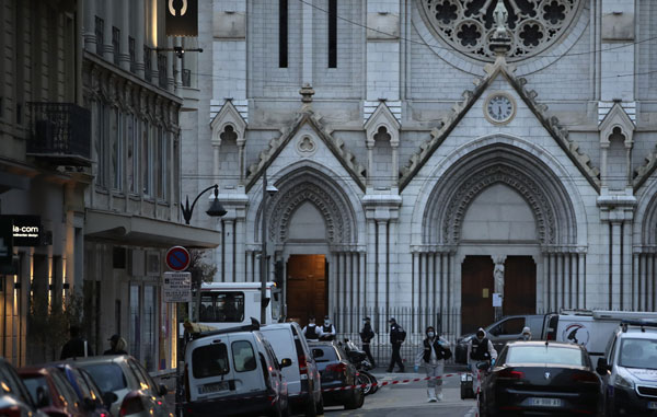 Fransa'da yine aynı senaryo