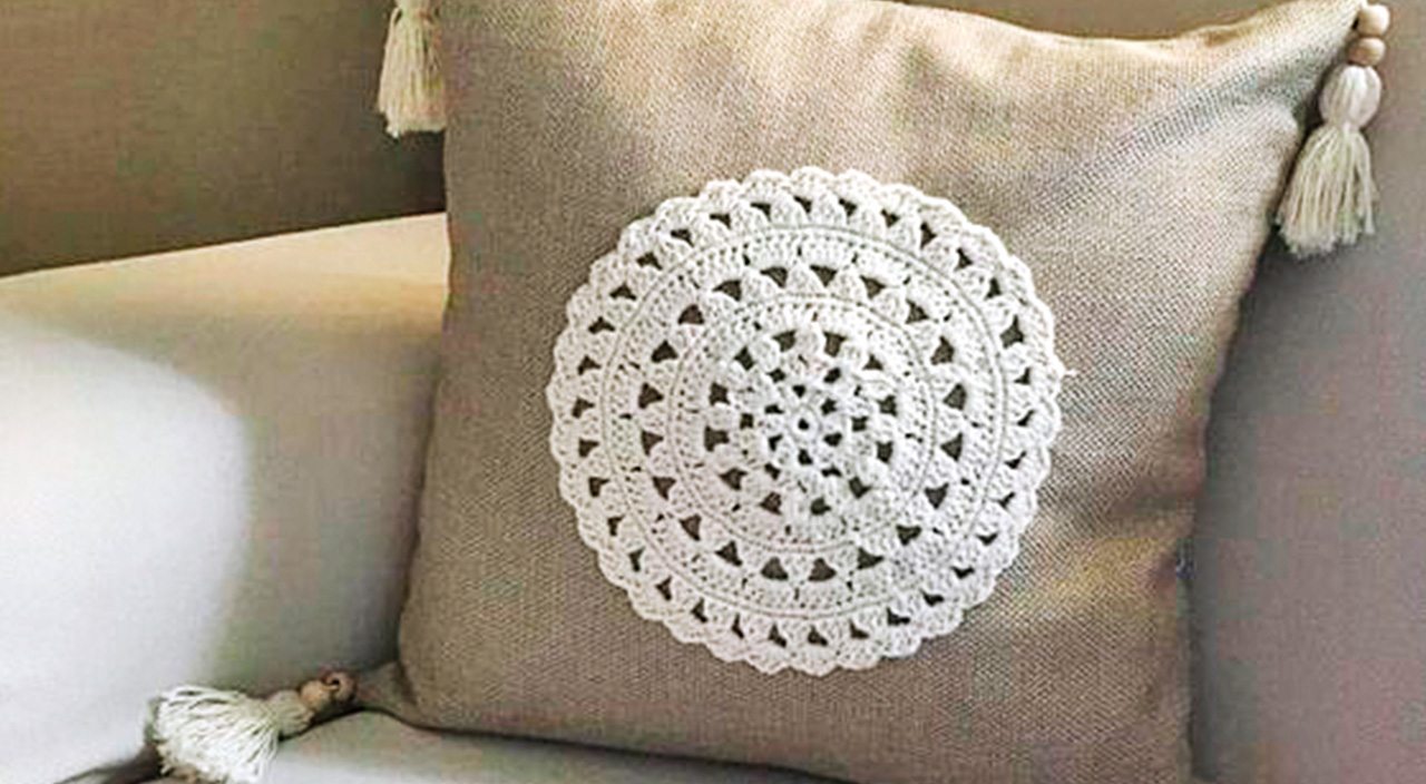 Çeyizlerin kıymetlisi dantel yerini koruyor! Dekorasyondan modaya her yerde... Çeyizlerin kıymetlisi dantel yerini koruyor! Dekorasyondan modaya her yerde...