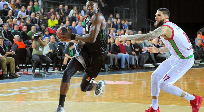 THY Euroleague'de Türk takımları 3'te 2 yaptı