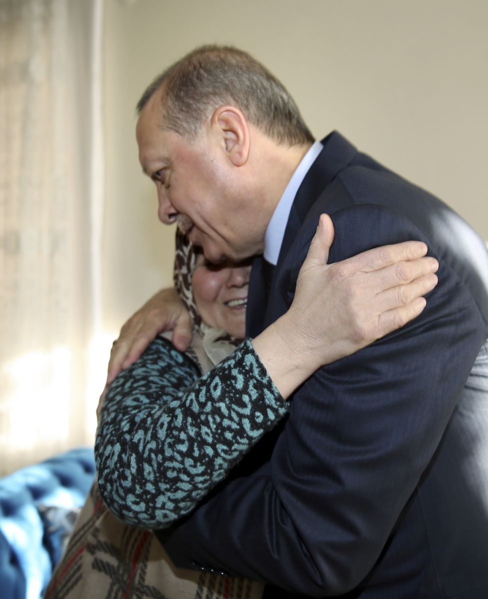 Cumhurbaşkanı Erdoğan'dan Kahramanmaraş'ta samimi pozlar