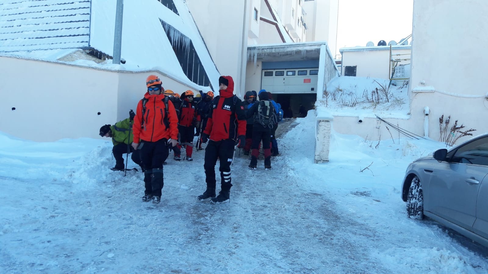 Uludağ'da kayıp iki dağcının ormana girdiği anların görüntüleri ortaya çıktı