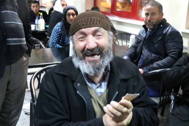 Böyle vahşet görülmedi! Kocası tarafından karnı oyulan kadın, elinde bağırsaklarıyla kaçtı