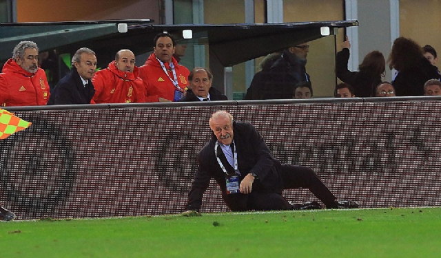 Hakem, Del Bosque'yi yere serdi