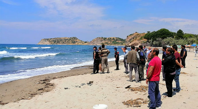 Dersten kaçıp, denize giren 2 liseli boğularak hayatını kaybetti