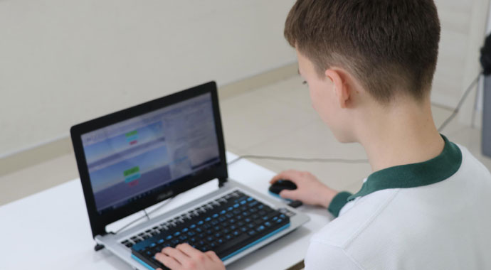 Kendi mobil oyunlarını yaptılar