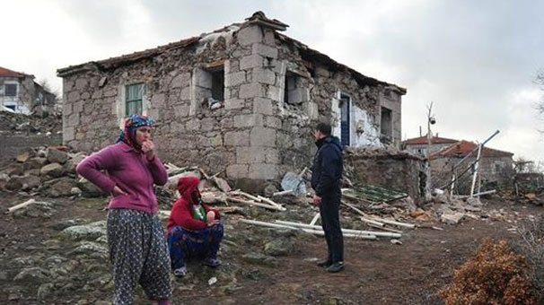 Son dakika haber... Çanakkale Ayvacık'ta deprem oldu | Son depremler Çanakkale Deprem Haberleri