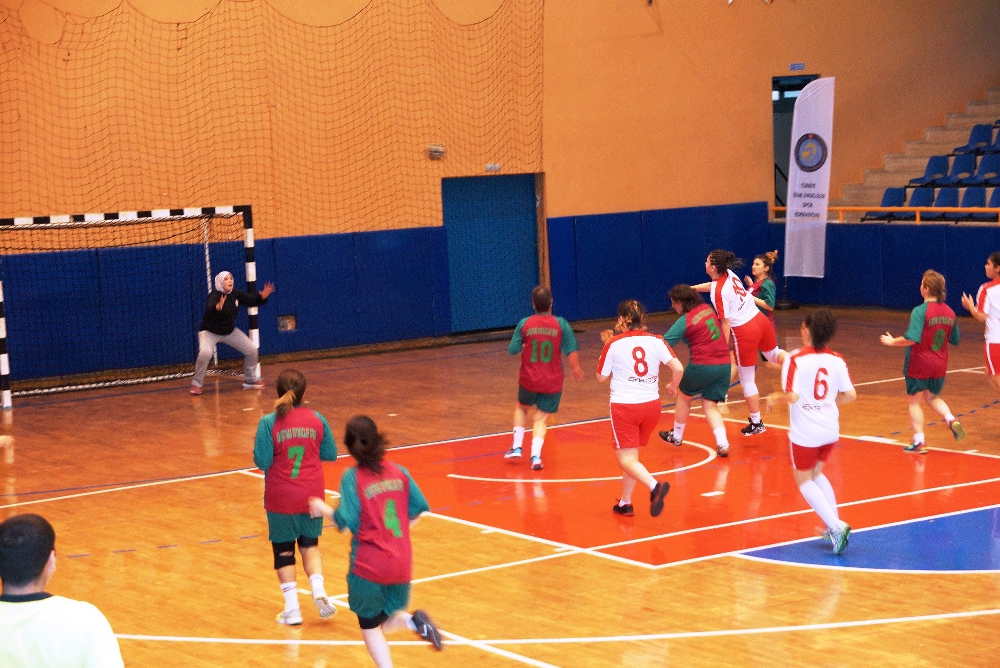 İşitme engelli sporculardan Mehmetçik’e anlamlı destek