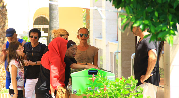 Şarkıcı Devran Çağlar gözyaşlarıyla toprağa verildi