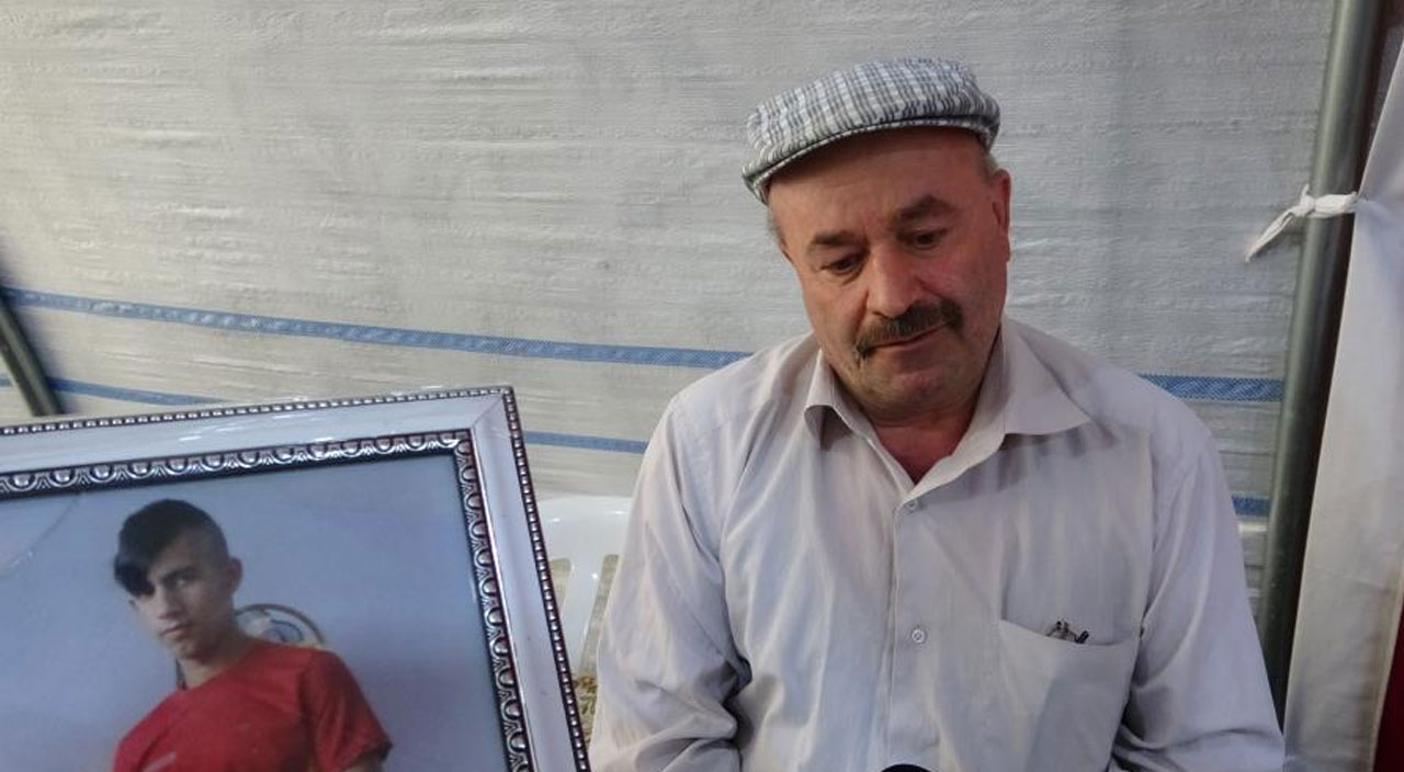 Evlat nöbetinde 757. gün: “Onların çocukları Avrupa’da yaşıyorlar bizimkiler dağda cenazeleri bile göremiyoruz” Evlat nöbetinde 757. gün: “Onların çocukları Avrupa’da yaşıyorlar bizimkiler dağda cenazeleri bile göremiyoruz”