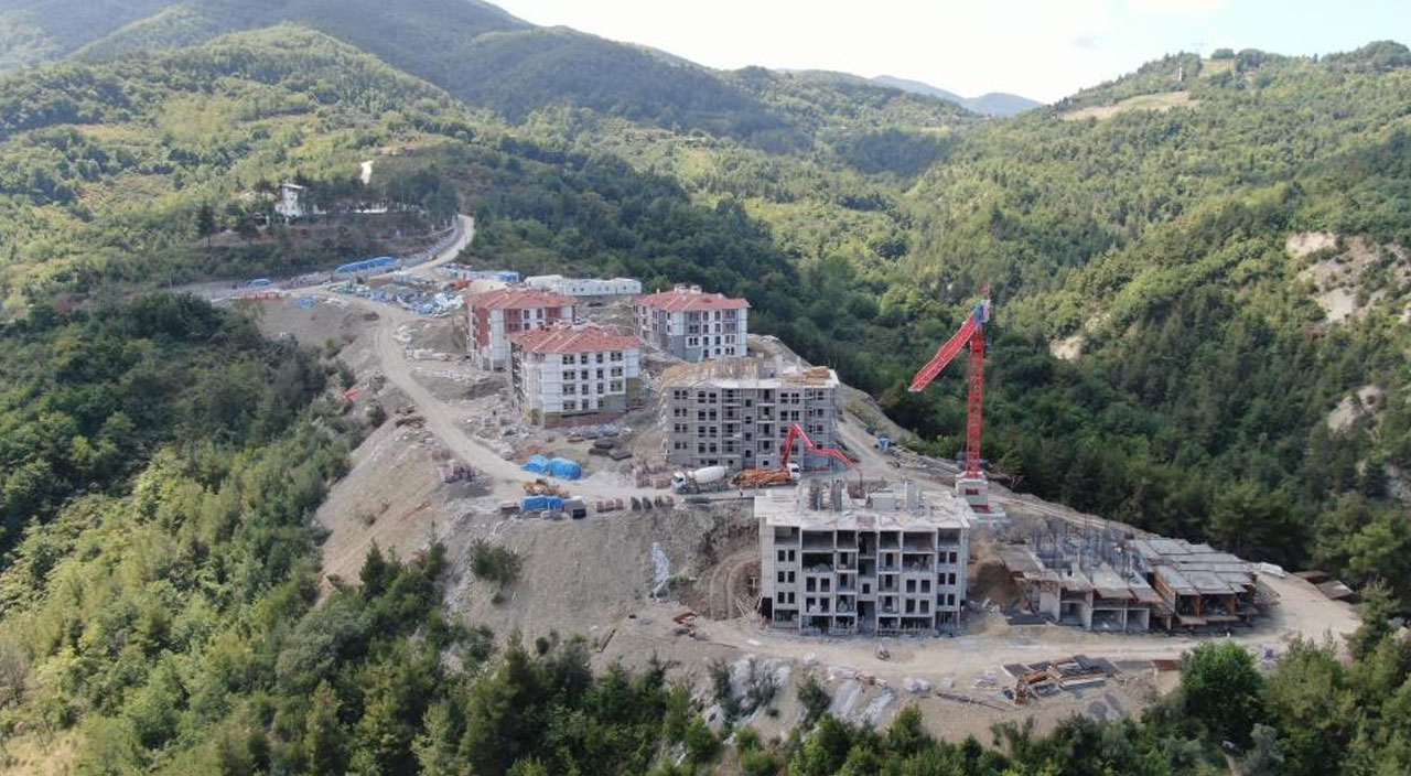 Selzedeler evlerine kavuşuyor: 649 konutun inşasında sona yaklaşıldı