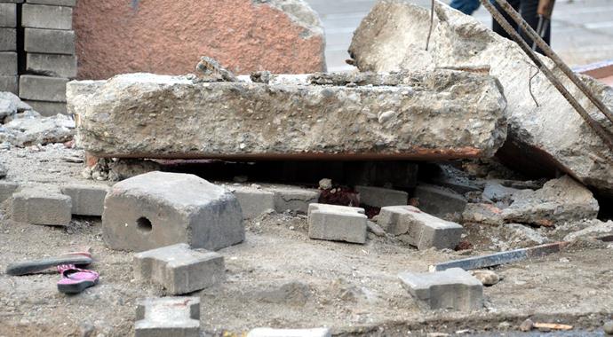Diyarbakır'da vinç okul duvarına çarptı: 2 çocuk öldü, 1 çocuk yaralı