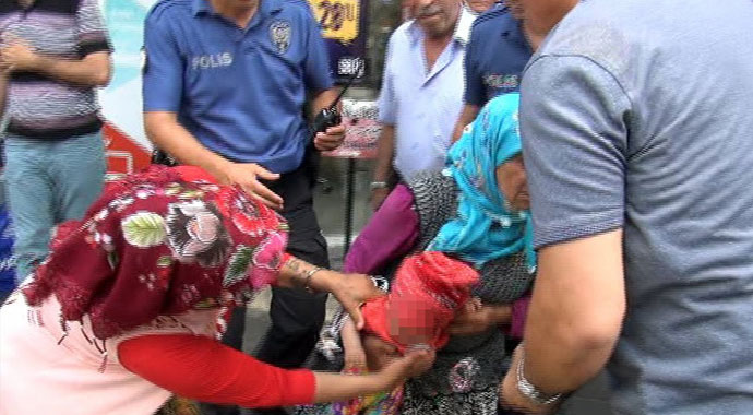Kucağında bebekle polise yakalanan kadın dilenciden 