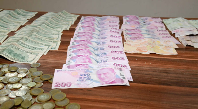 Dilencinin üzerinden servet çıktı