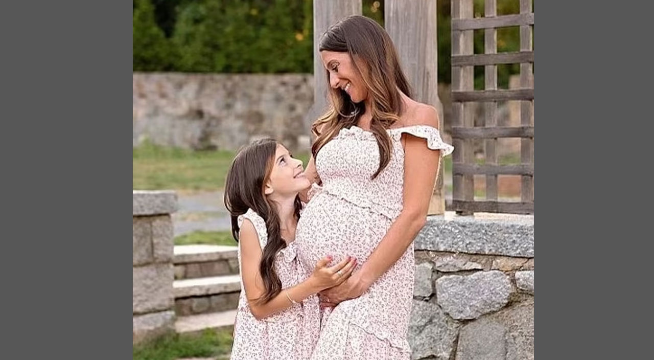 70 milyonda bir ihtimal: Anne adayı aynı anda iki ikiz bebek bekliyor