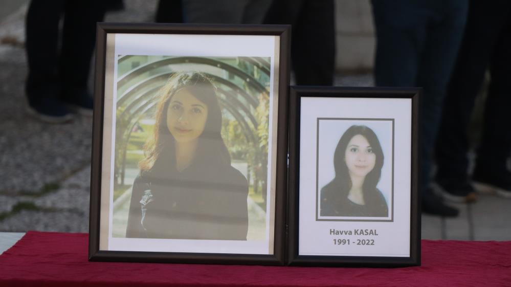 Kadın doktorun şüpheli ölümü!