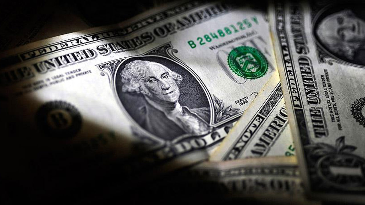 7 ayın zirvesini gördü: Dolar 18 liraya dayandı