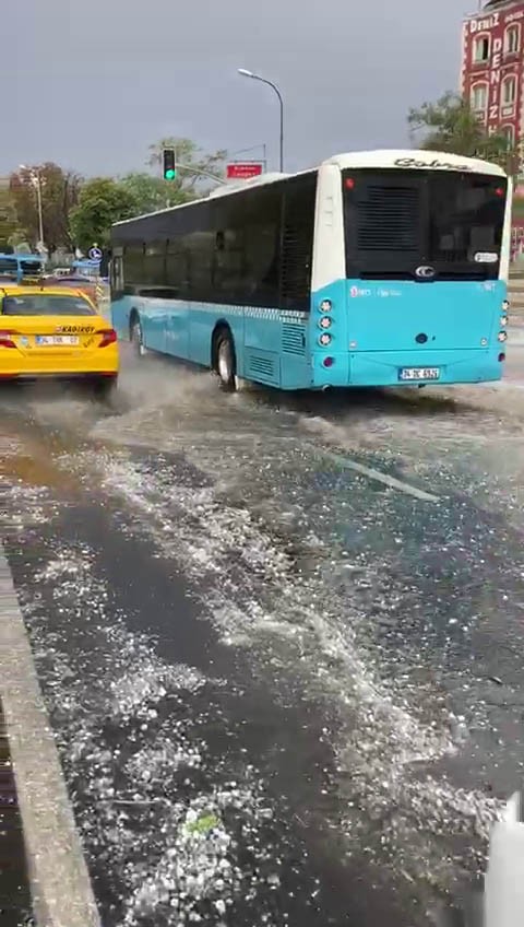 İstanbul’da dolu yağışı