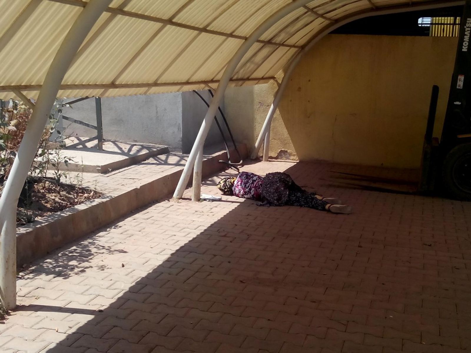 Pompalı tüfek ile vurdu, teslim olmamak için 1.5 saat direndi