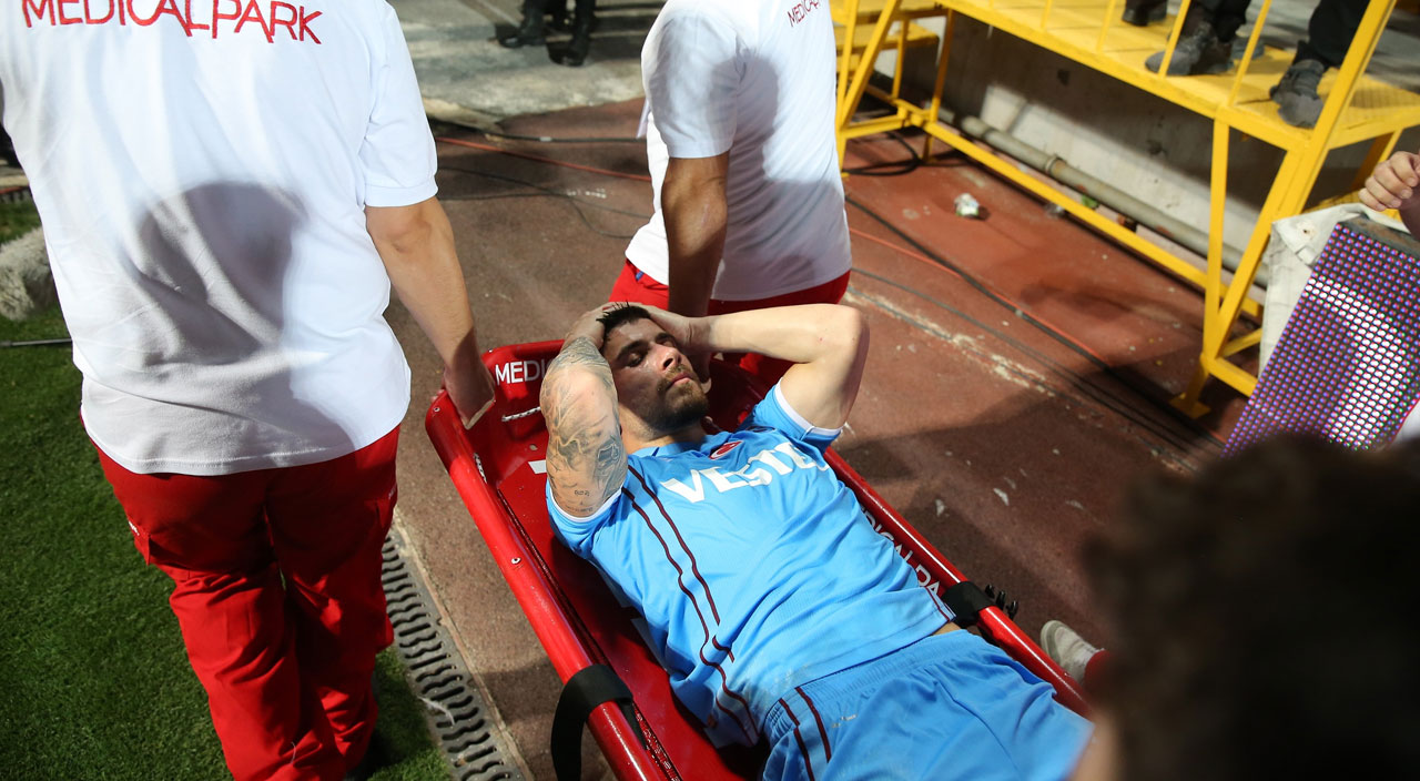 Trabzonspor maçı kazandı Dorukhan Toköz'ü kaybetti! Milli futbolcunun sakatlığı ciddi...