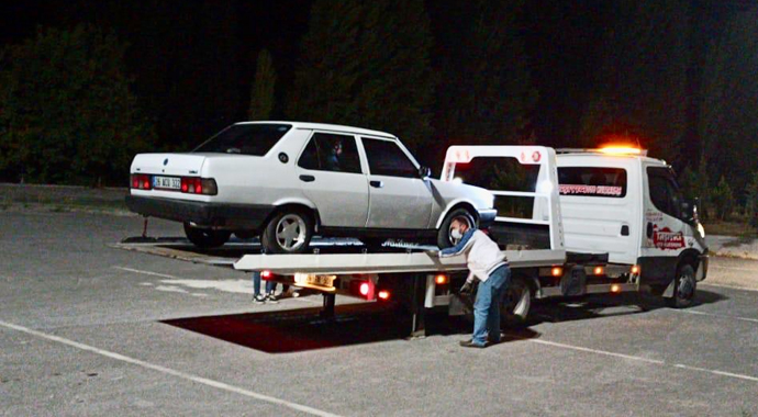 Karantinada olması gerekirken aracıyla drift yaparken yakalandı