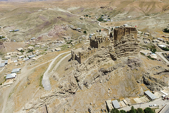 'Hoşap Kalesi Osmanlı dönemine aittir'