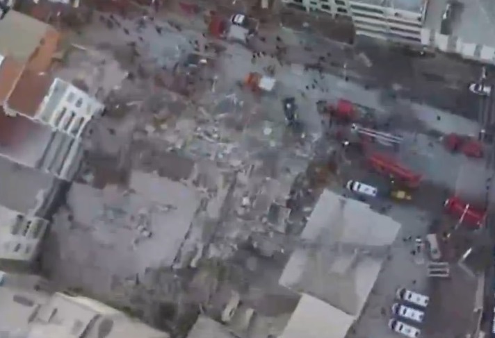 Son dakika... Zeytinburnu'nda bina çöktü! Ölüler ve yaralılar var... (İSTANBUL'DA BİNA ÇÖKTÜ)