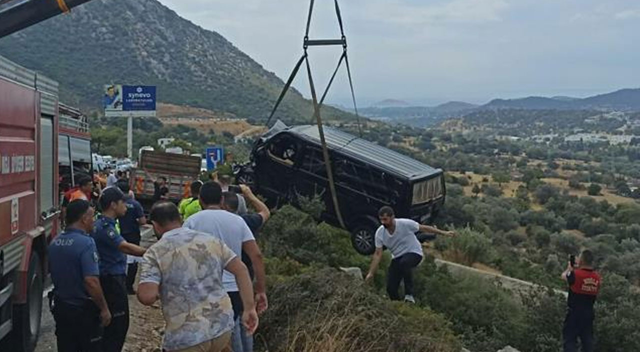 Son dakika! İbrahim Tatlıses kaza geçirdi Son dakika! İbrahim Tatlıses kaza geçirdi