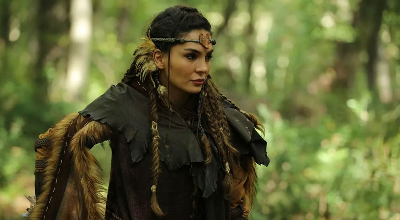 Destan’ın Akkız’ı Ebru Şahin estetik harikası çıktı! Eski halini gören şaşkınlığını gizleyemiyor