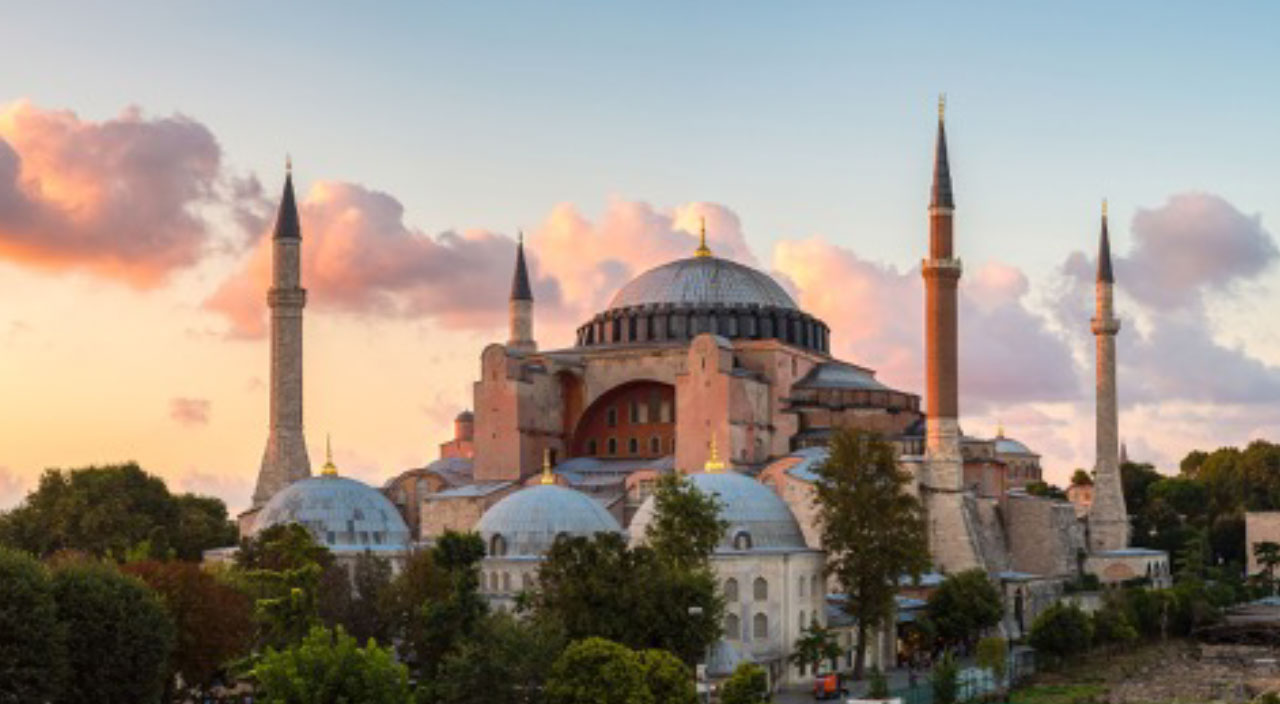 Dünya genelinde 120 bin'den fazla konuma ait Namaz Vakitleri