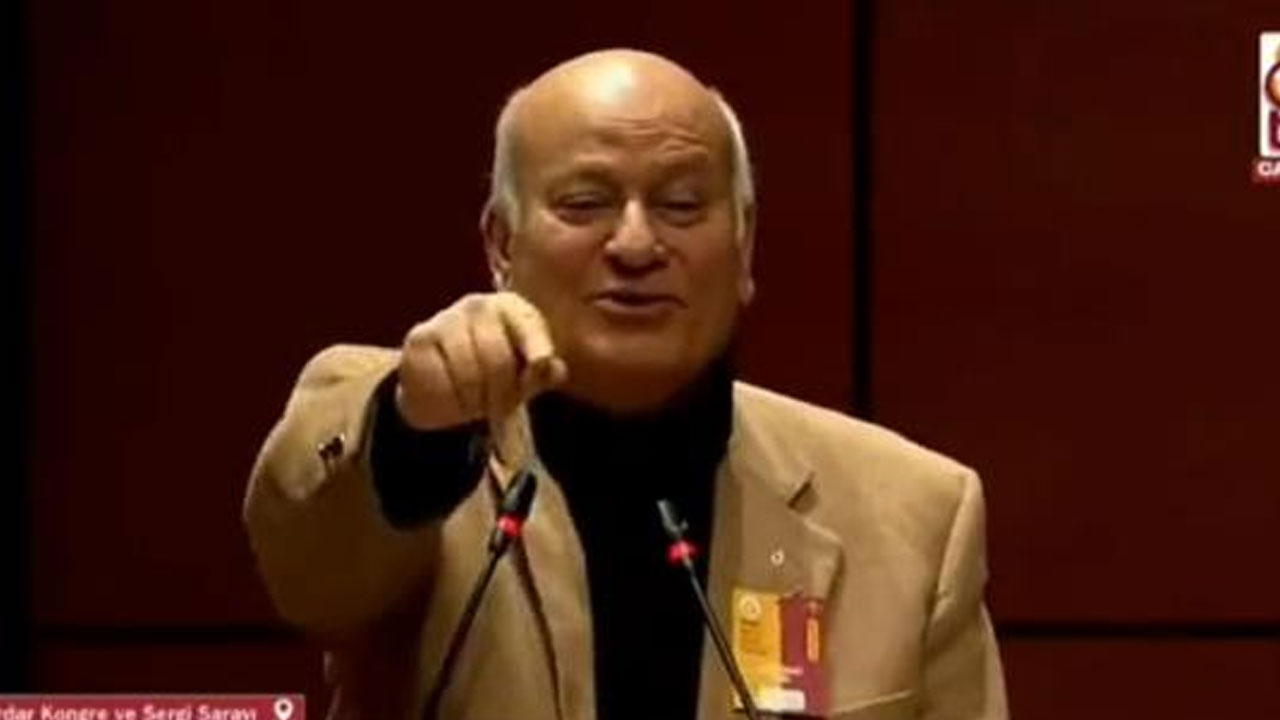 Galatasaray'da ilginç hata: Dursun Özbek' 