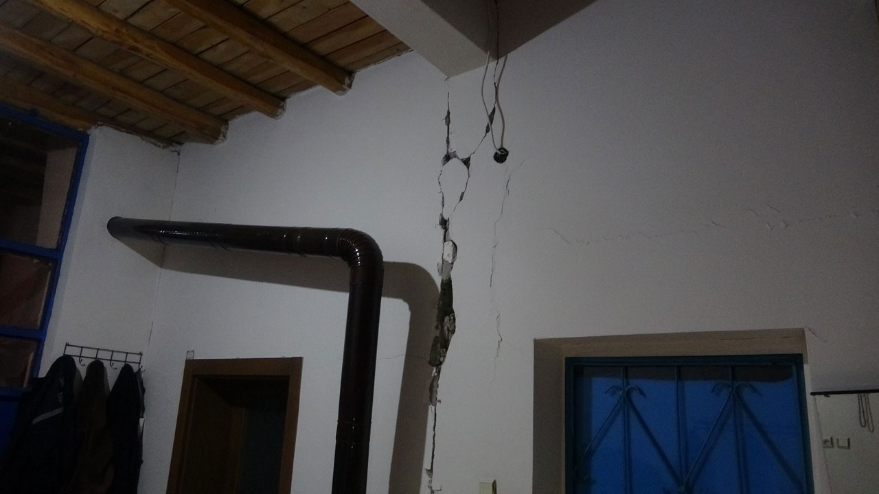 Kayseri'de gece yarısı 4,9 büyüklüğünde deprem