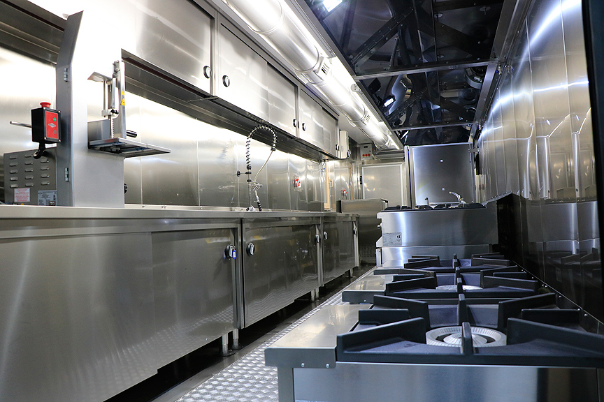 Türkiye'den Katar ordusuna 'mobil mutfak tırı'