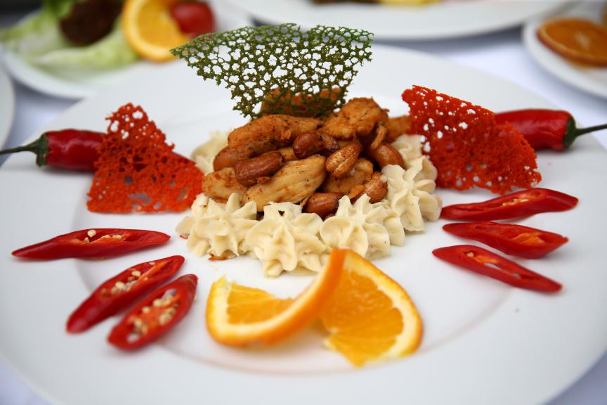 Karnavala özel 'portakallı' Adana kebabı
