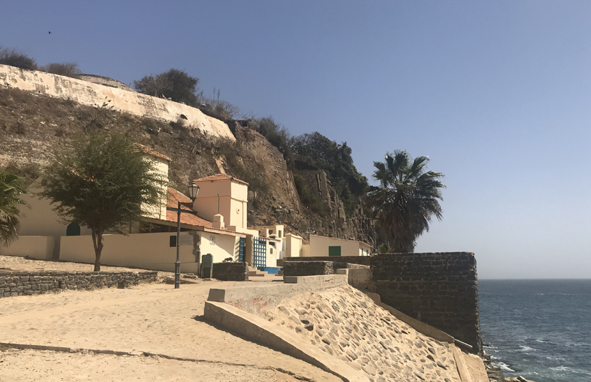 Köle Adası'ndaki tek cami için Türkiye'ye çağrı