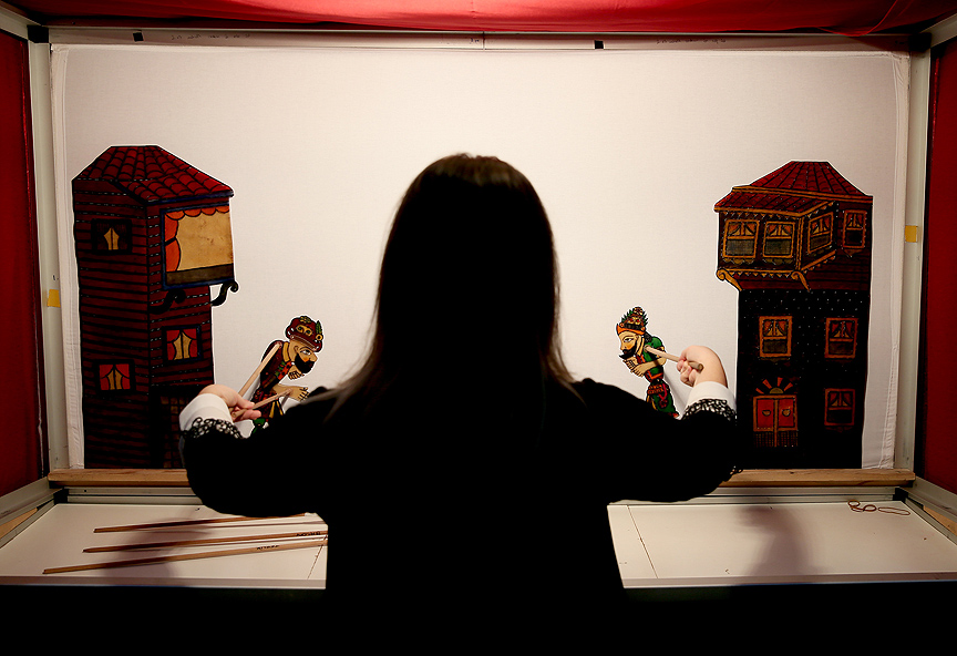 Karagöz'ün ilk kadın 'hayali' oldu