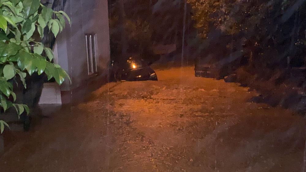 Yağmur Düzce'yi vurdu, evler boşaltılıyor