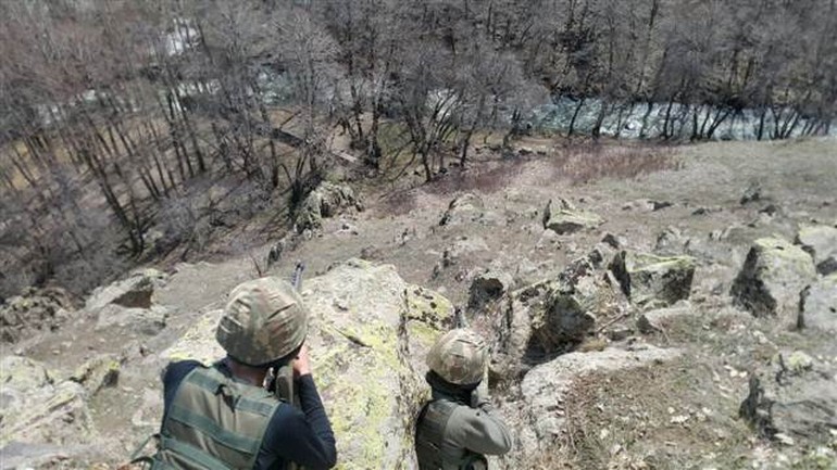 Muş Varto'da dere yatağına operasyon