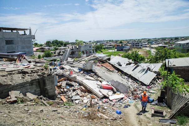 Ekvador'daki depremde ölü sayısı 413'e yükseldi